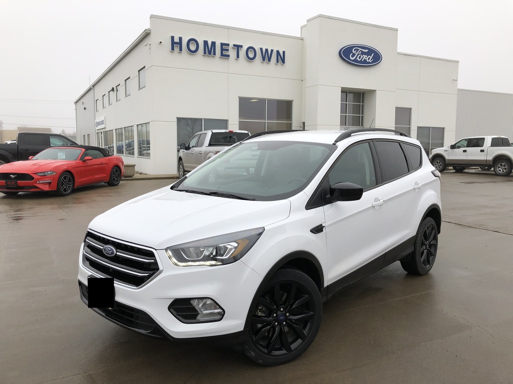 2017 Ford Escape Se Oxford White Hometown Service Ltd 2017 Ford Escape Se