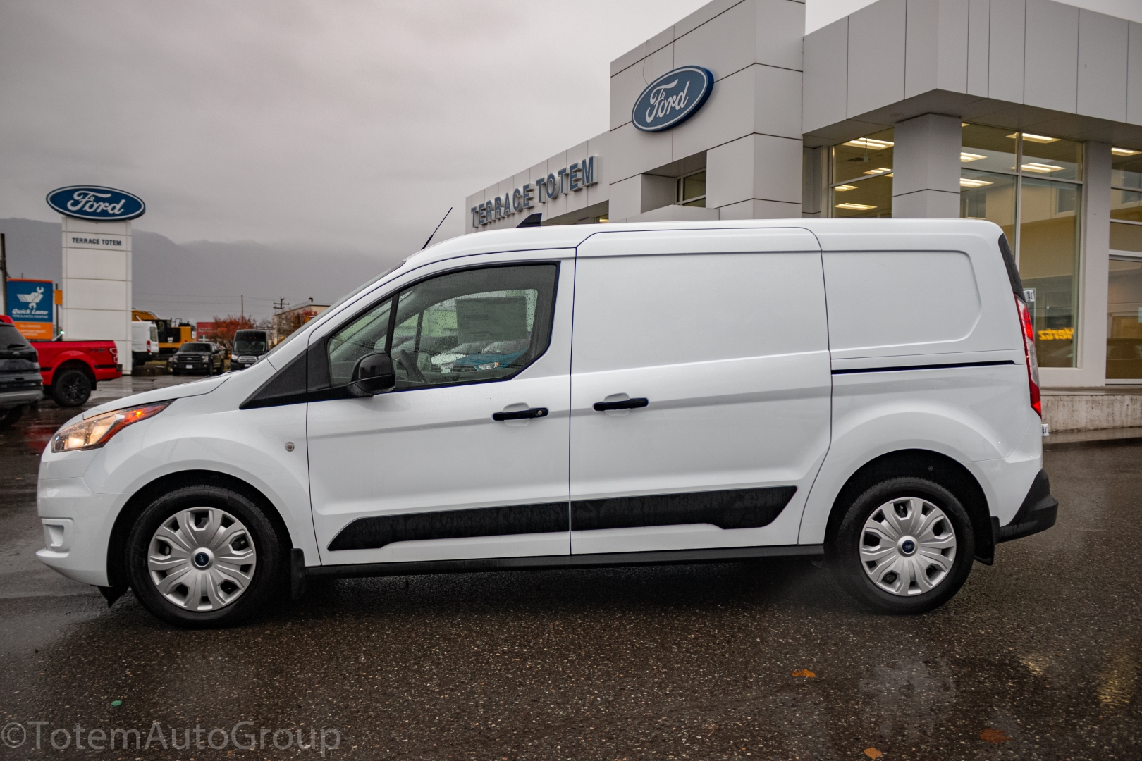 ford transit connect xlt cargo van