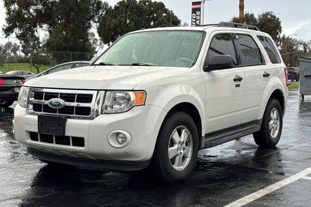 2010 Ford Escape XLT Pre-Owned 2010 Ford Escape XLT Pre-Owned