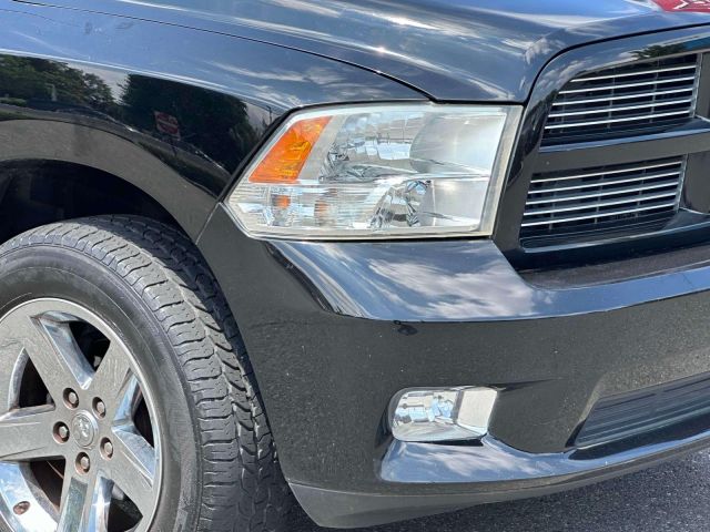 2012 Ram 1500 4WD Quad Cab 140.5 Sport