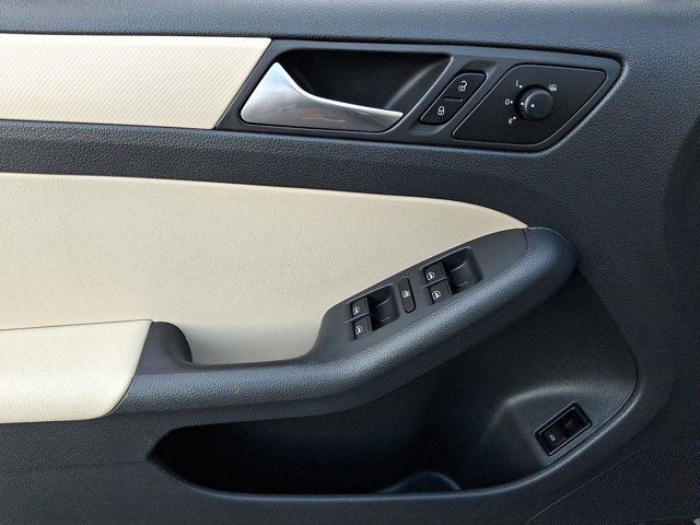 2012 Volkswagen Jetta Sedan SE w/Convenience & Sunroof PZEV