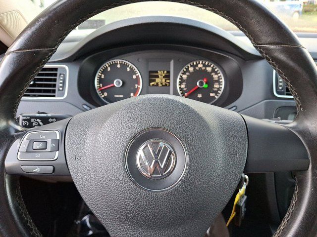 2012 Volkswagen Jetta Sedan SE w/Convenience & Sunroof PZEV