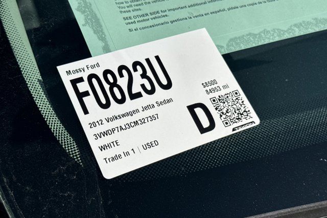 2012 Volkswagen Jetta Sedan 2.5L SE Pre-Owned 2012 Volkswagen Jetta Sedan 2.5L SE Pre-Owned