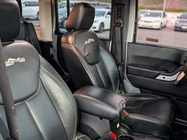 2014 Jeep Wrangler Unlimited Sahara 2014 Jeep Wrangler Unlimited Sahara