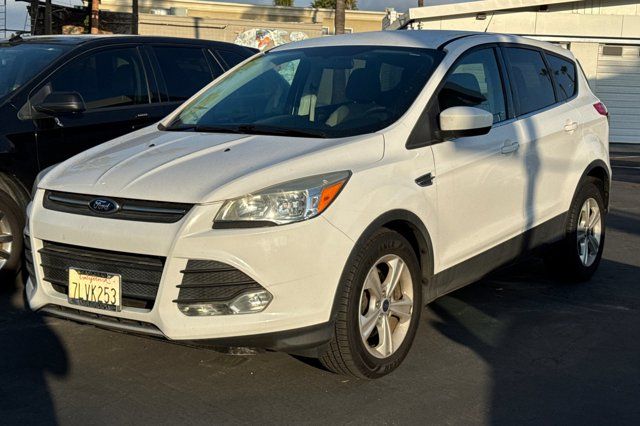 2015 Ford Escape SE Pre-Owned 2015 Ford Escape SE Pre-Owned