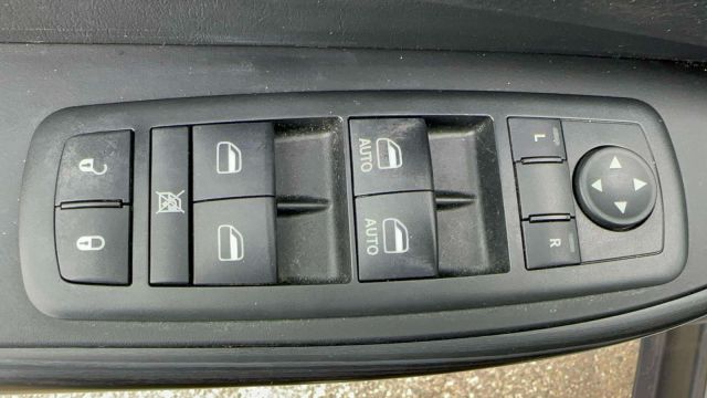 2015 Jeep Cherokee 4WD 4dr Limited 2015 Jeep Cherokee 4WD 4dr Limited