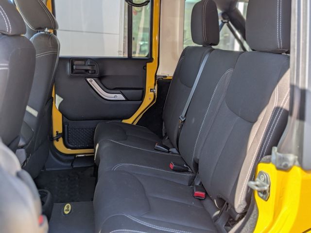 2015 Jeep Wrangler Unlimited Sahara 2015 Jeep Wrangler Unlimited Sahara