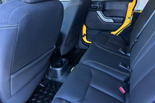 2015 Jeep Wrangler Unlimited Sahara 2015 Jeep Wrangler Unlimited Sahara