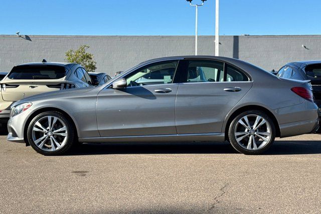 2015 Mercedes-Benz C-Class C 300 Pre-Owned 2015 Mercedes-Benz C-Class C 300 Pre-Owned