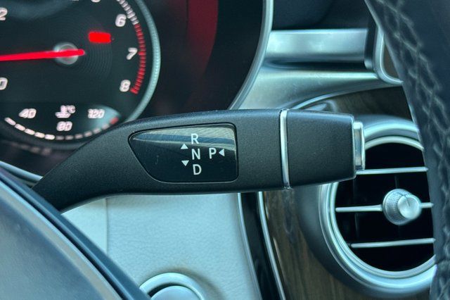 2015 Mercedes-Benz C-Class C 300 Pre-Owned 2015 Mercedes-Benz C-Class C 300 Pre-Owned