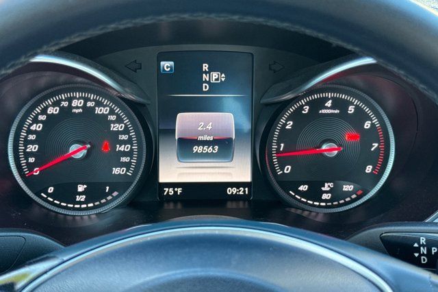 2015 Mercedes-Benz C-Class C 300 Pre-Owned 2015 Mercedes-Benz C-Class C 300 Pre-Owned