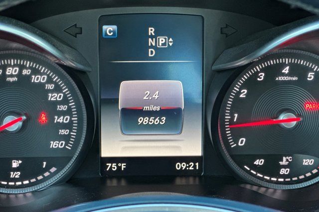 2015 Mercedes-Benz C-Class C 300 Pre-Owned 2015 Mercedes-Benz C-Class C 300 Pre-Owned