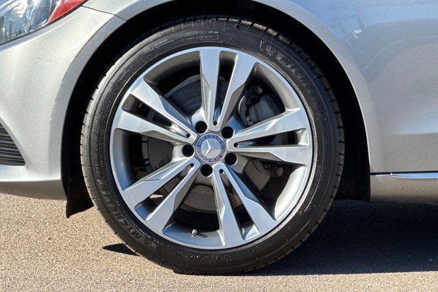 2015 Mercedes-Benz C-Class C 300 Pre-Owned 2015 Mercedes-Benz C-Class C 300 Pre-Owned