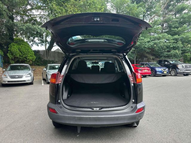 2015 Toyota RAV4 AWD 4dr XLE (Natl)