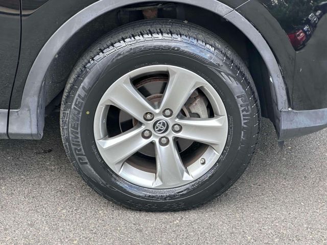 2015 Toyota RAV4 AWD 4dr XLE (Natl)