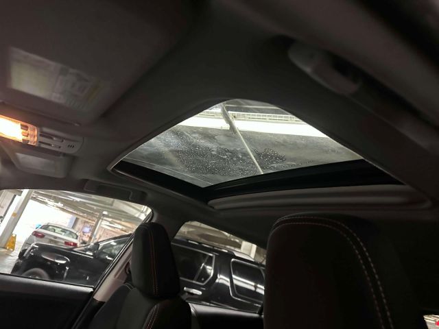 2015 Toyota RAV4 AWD 4dr XLE (Natl)