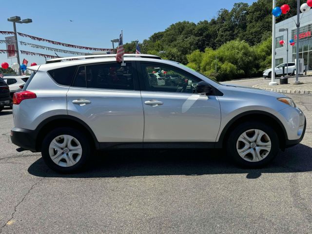 2015 Toyota RAV4 AWD 4dr LE (Natl)