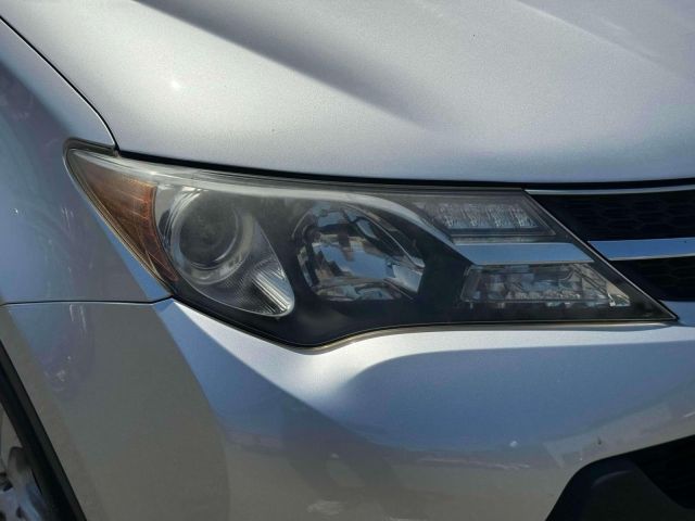 2015 Toyota RAV4 AWD 4dr LE (Natl)