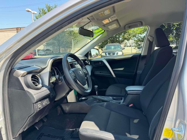 2015 Toyota RAV4 AWD 4dr LE (Natl)