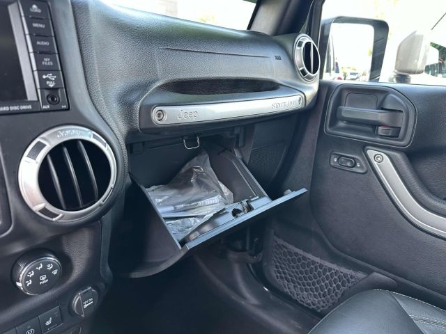 2016 Jeep Wrangler Unlimited 4WD 4dr Rubicon Hard Rock
