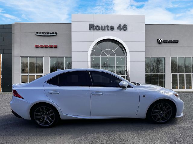 2016 Lexus IS 300 4dr Sdn AWD