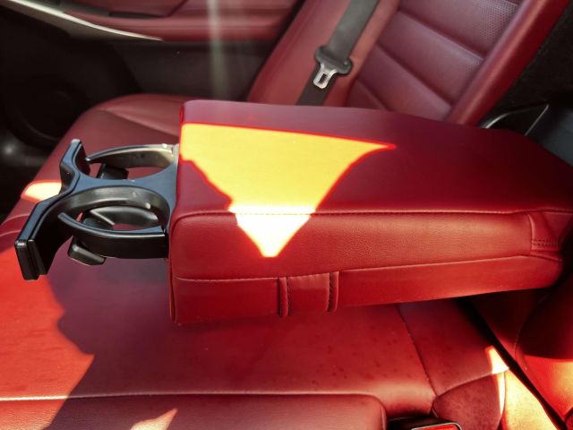 2016 Lexus IS 300 4dr Sdn AWD