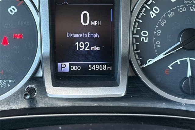 2016 Toyota Tacoma SR5 2016 Toyota Tacoma SR5