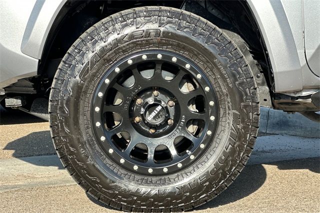 2016 Toyota Tacoma SR5 2016 Toyota Tacoma SR5