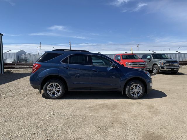 2017 Chevrolet Equinox LT LT AWD.. LOCAL TRADE Blue, 2.4L 4 Cyl