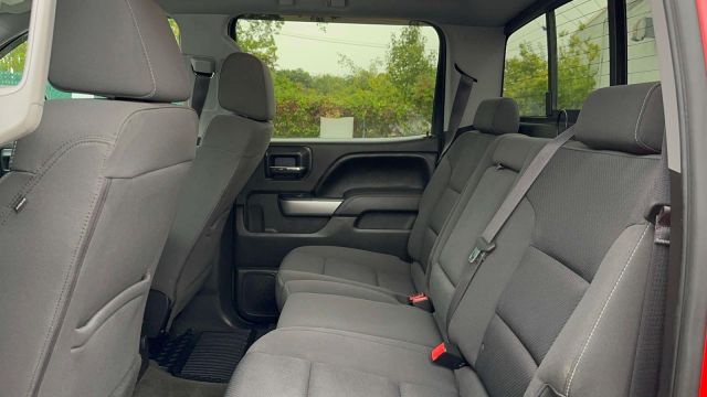 2017 Chevrolet Silverado 1500 4WD Crew Cab 143.5 LT w/2LT