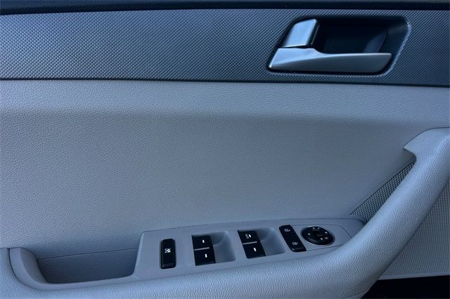 2017 Hyundai Sonata Base 2017 Hyundai Sonata Base