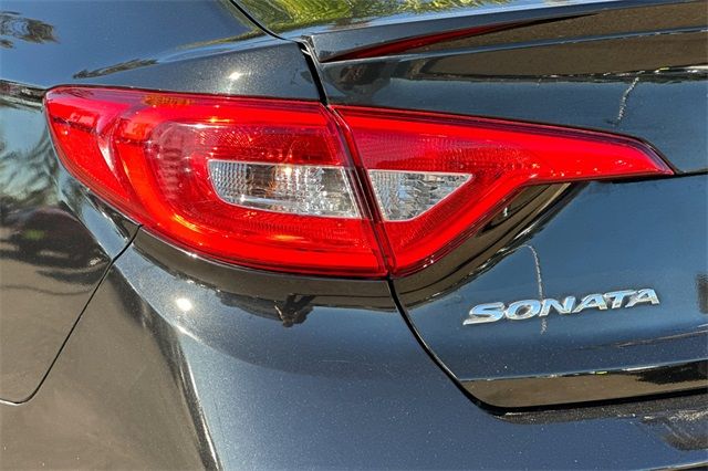 2017 Hyundai Sonata Base 2017 Hyundai Sonata Base