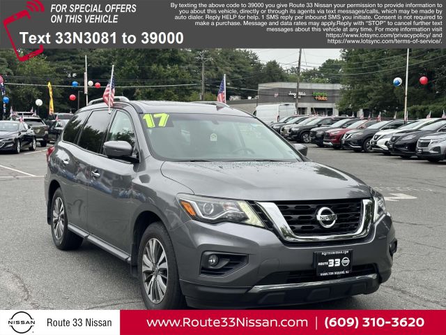 2017 Nissan Pathfinder 4x4 SL