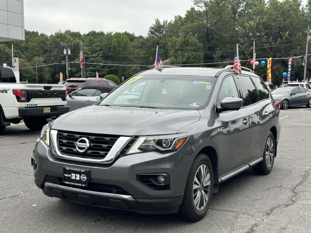 2017 Nissan Pathfinder 4x4 SL