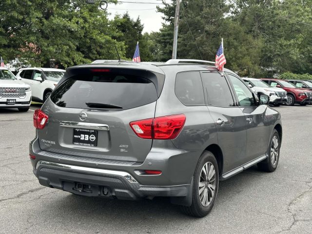 2017 Nissan Pathfinder 4x4 SL
