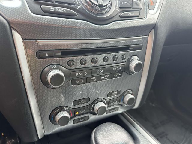 2017 Nissan Pathfinder 4x4 SL