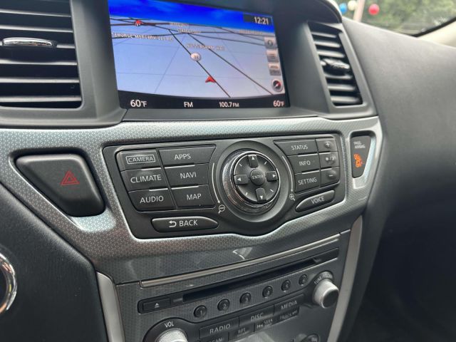 2017 Nissan Pathfinder 4x4 SL