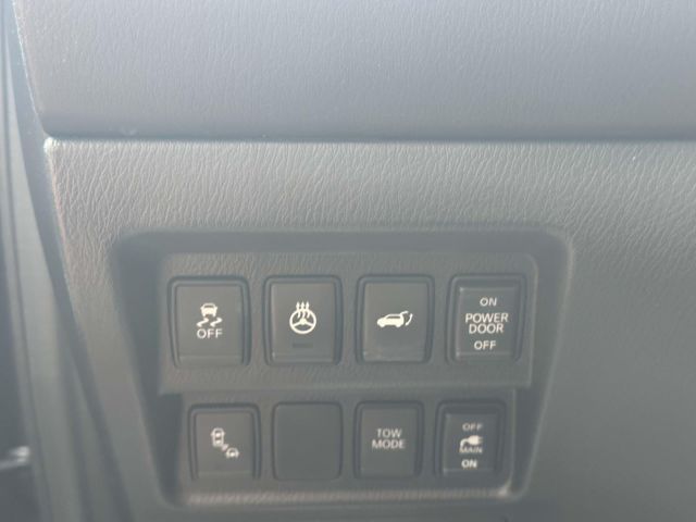 2017 Nissan Pathfinder 4x4 SL