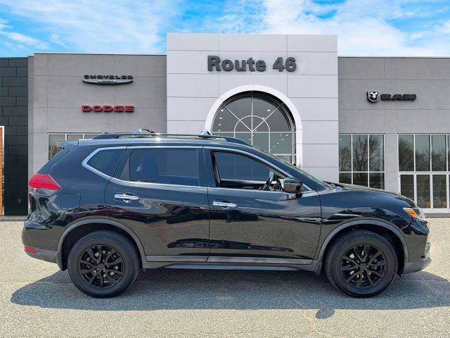 2017 Nissan Rogue AWD SV