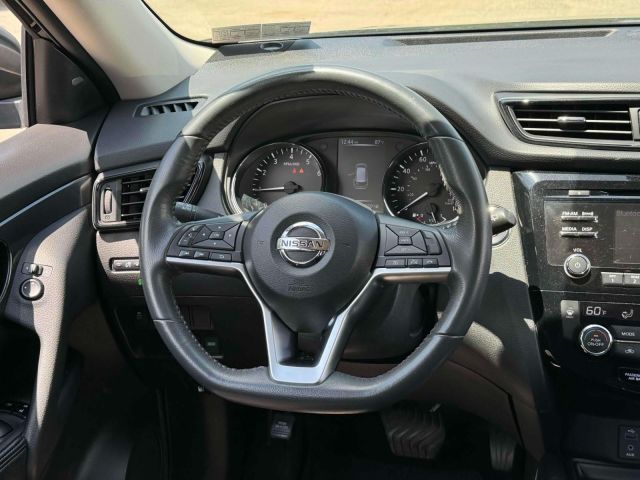 2017 Nissan Rogue AWD SV