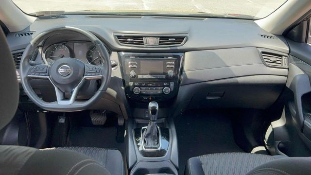 2017 Nissan Rogue AWD SV