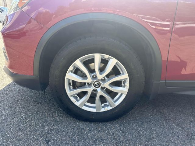 2017 Nissan Rogue AWD SV