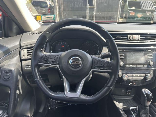 2017 Nissan Rogue AWD SV