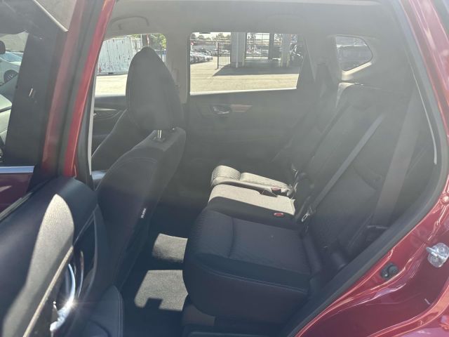 2017 Nissan Rogue AWD SV
