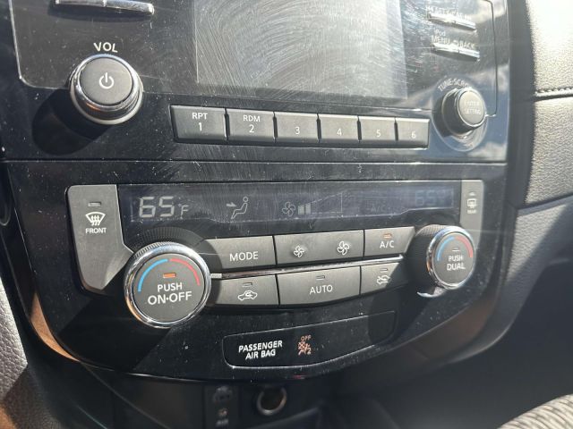 2017 Nissan Rogue AWD SV