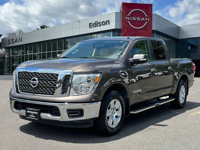 2017 Nissan Titan 4x2 Crew Cab SV