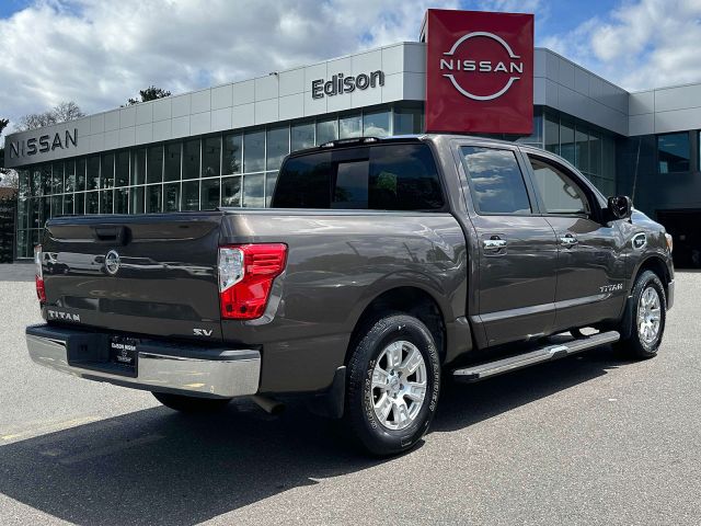 2017 Nissan Titan 4x2 Crew Cab SV