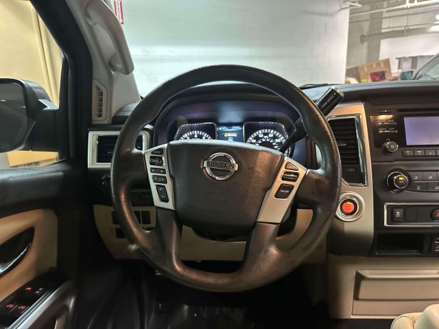 2017 Nissan Titan 4x2 Crew Cab SV
