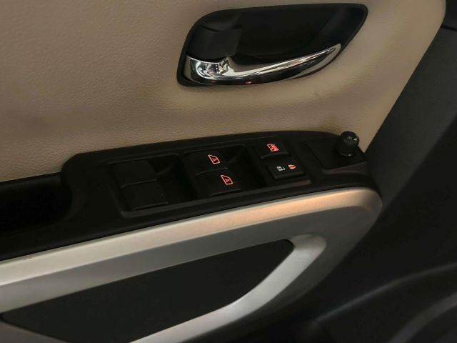 2017 Nissan Titan 4x2 Crew Cab SV