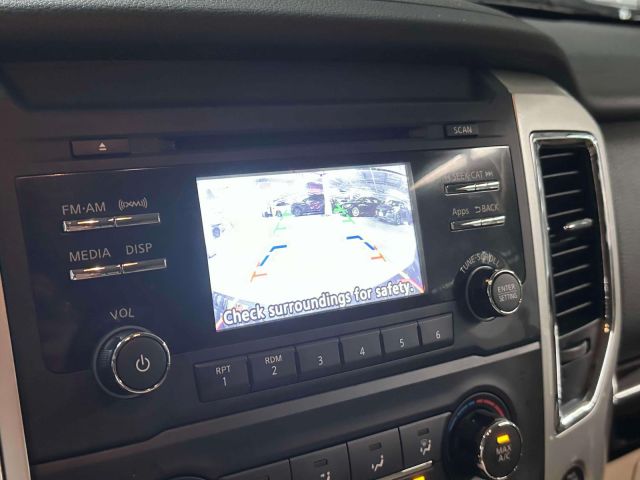 2017 Nissan Titan 4x2 Crew Cab SV